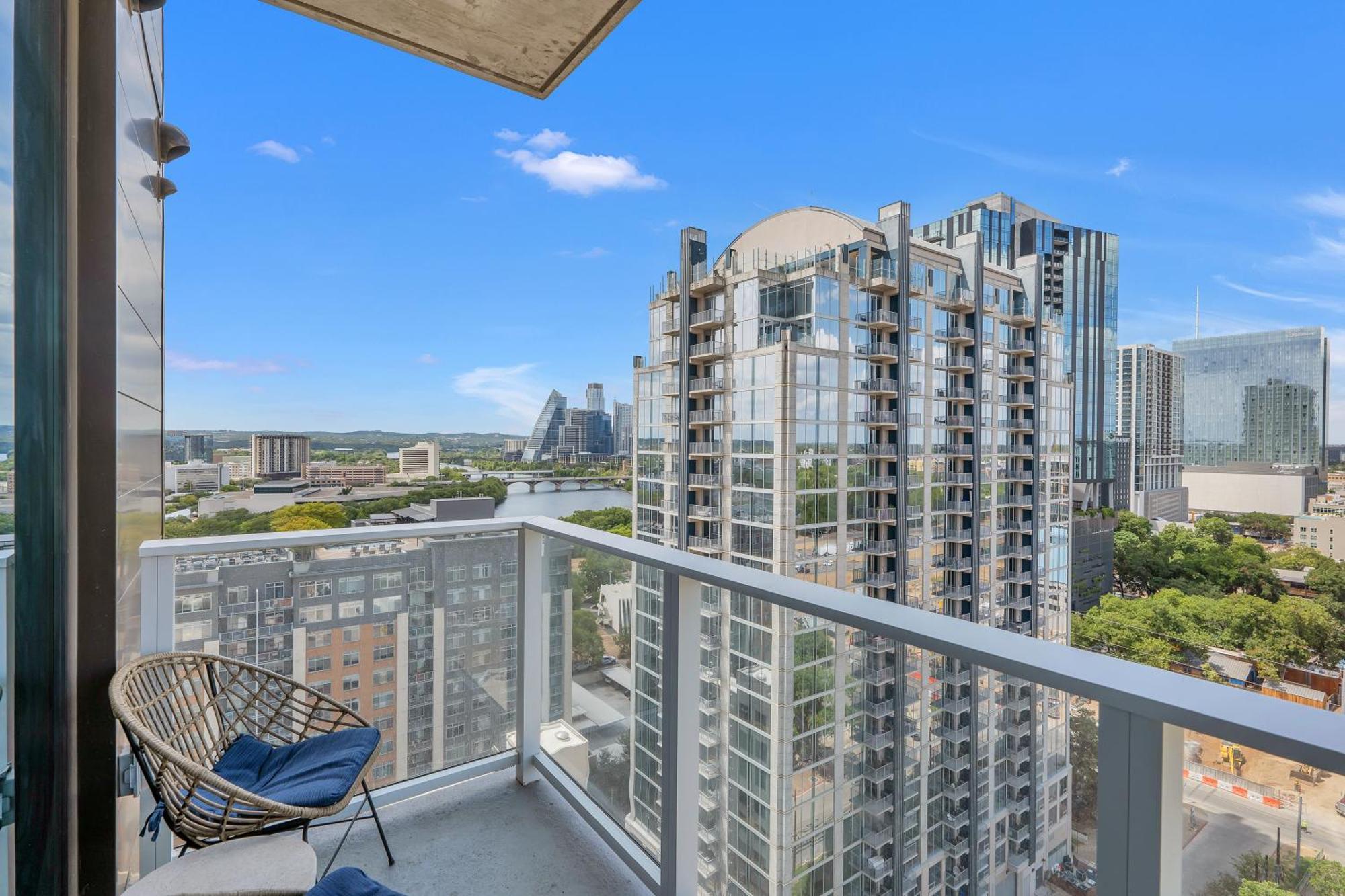 Austin Condo Hotel ภายนอก รูปภาพ